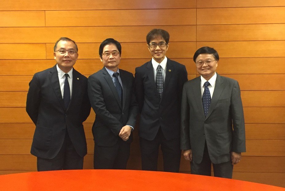 from left: Dr Jack Lo, Director of SPEED, Prof Warren Chiu, Associate Dean (Quality Assurance) of CPCE, Prof Peter P. Yuen, Dean of CPCE and Dr Ben Fong, Senior Lecturer of SPEED and Director of CAHMR